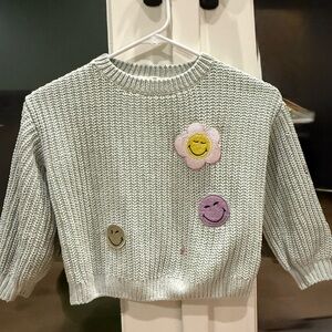H&M Light Gray Sweater with Colorful Patches
